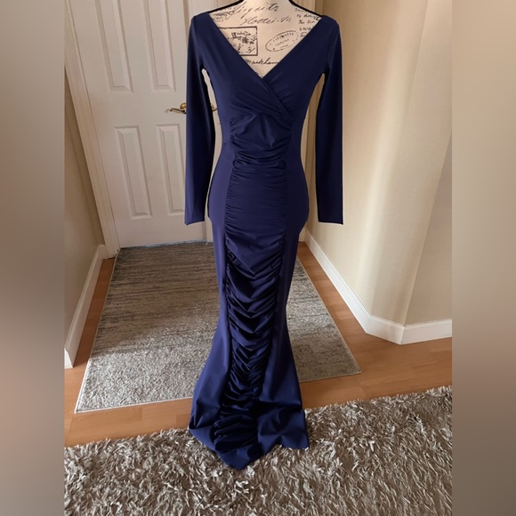 NWT La Petite Robe Di Chiara Boni Raymunda Boatneck Gown Sz...